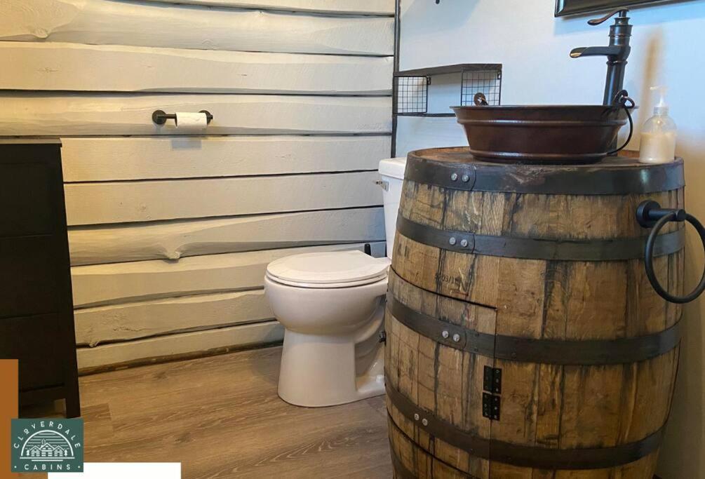 Cozy Cabin With Hottub At Cloverdale Cabins Hinckley Exteriér fotografie