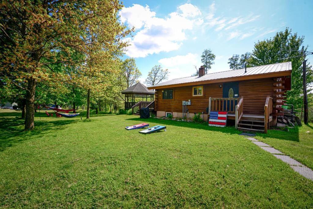 Cozy Cabin With Hottub At Cloverdale Cabins Hinckley Exteriér fotografie
