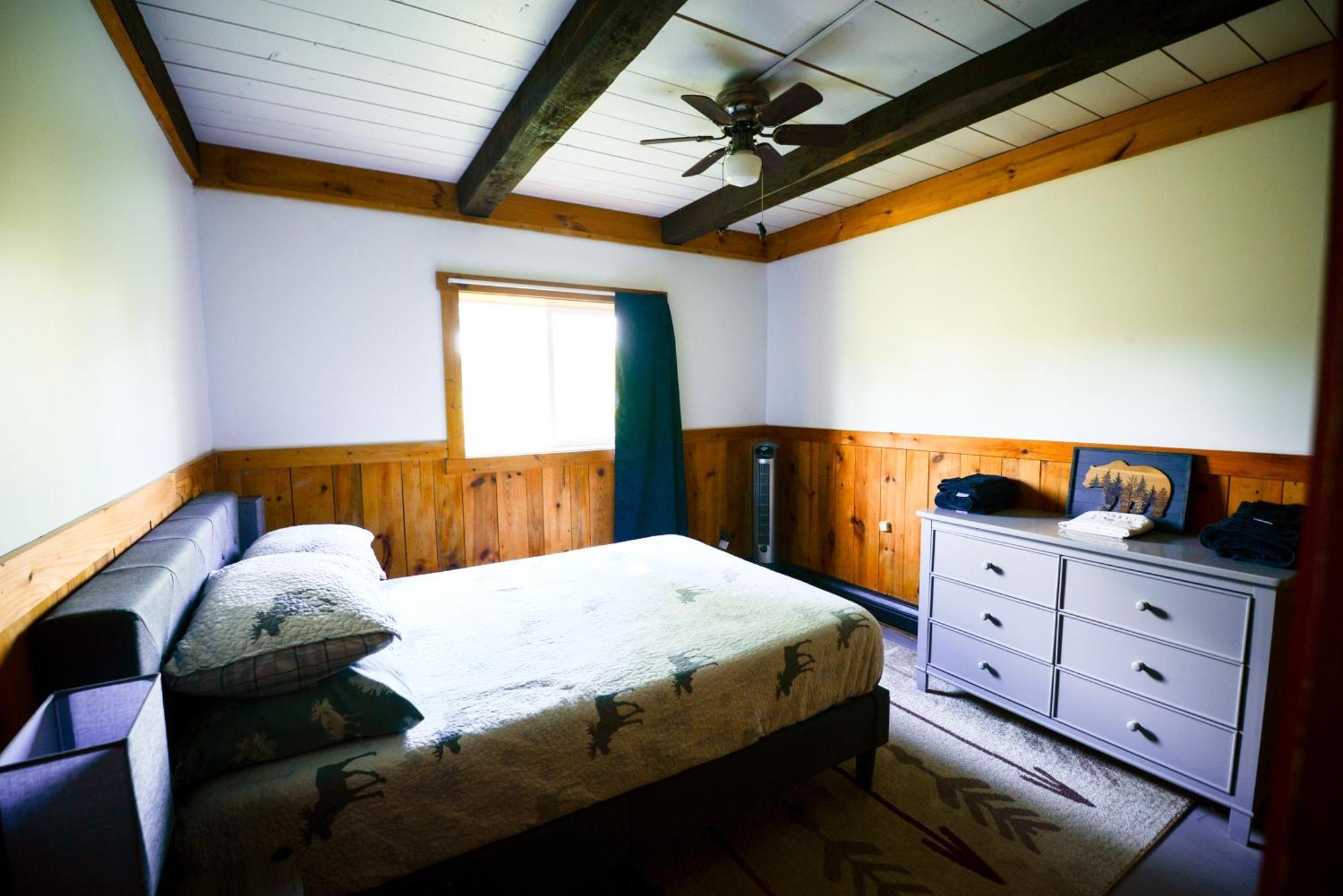 Cozy Cabin With Hottub At Cloverdale Cabins Hinckley Exteriér fotografie